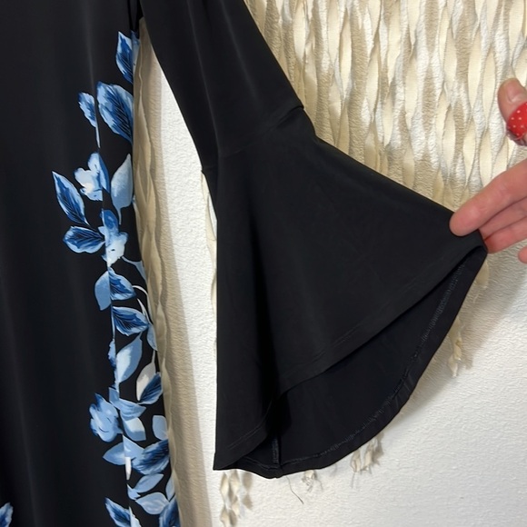 White House Black Market NWT Esmee Floral Dress with Drama Sleeve Size XS - Picture 3 of 13